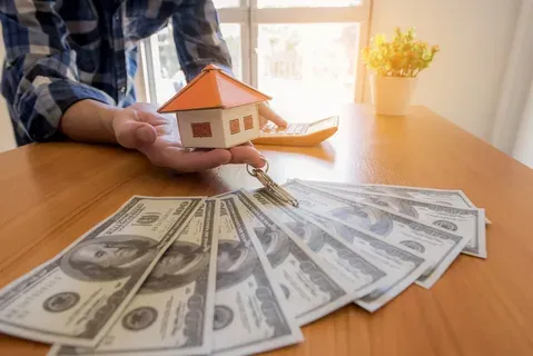 Conversation about financing a property
